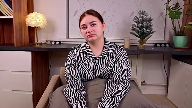 Snapshot of SolHaukaas chatting on December 21, 1:30 am SolHaukaas online show from December 21, 1:30 am