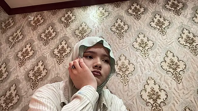 Katepleaurxo online show from February 19, 7:38 am