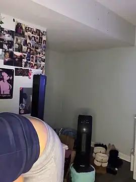 maisie goldxx online show from February 10, 3:05 am