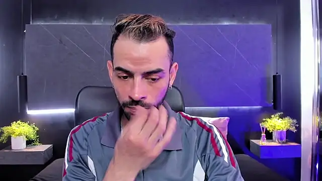 arcangel harris online show from March 31, 7:16 pm