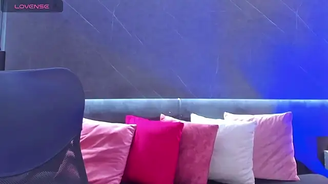 arcangel harris online show from April 15, 6:56 pm