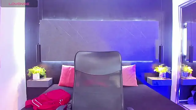 arcangel harris online show from April 16, 7:14 pm