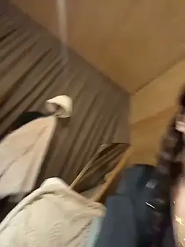 SilkyMira online show from April 17, 5:16 pm