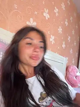 SilkyMira online show from June 7, 1:49 pm