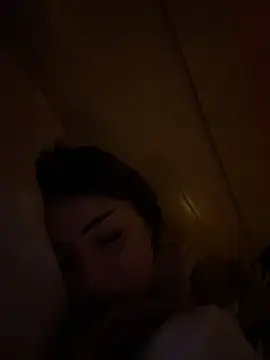 SilkyMira online show from April 12, 8:01 pm