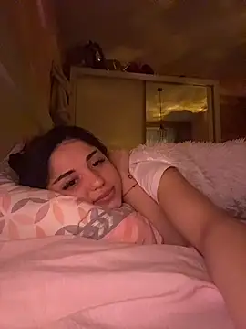 SilkyMira online show from March 14, 8:59 pm