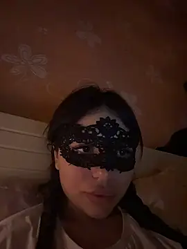 SilkyMira online show from March 24, 9:04 pm