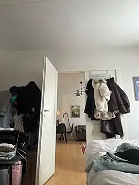 SilkyMira online show from February 8, 12:14 pm