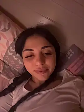 SilkyMira online show from March 13, 8:47 pm