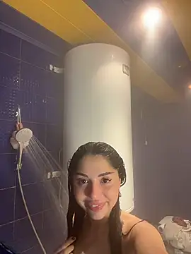 SilkyMira online show from April 2, 8:15 pm