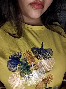 Wanii32 online show from April 15, 5:46 am