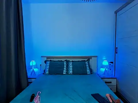 Snapshot of MistressKarla1 chatting on December 15, 9:20 pm MistressKarla1 online show from December 15, 9:20 pm