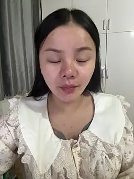 leo-kitty online show from April 10, 2:57 pm