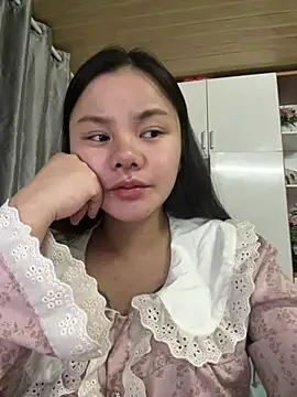 leo-kitty online show from April 26, 3:20 pm