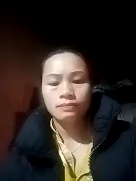 Snapshot of honey-kis chatting on December 15, 10:04 pm honey-kis online show from December 15, 10:04 pm