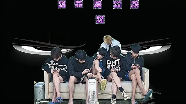 yujiannanpu online show from January 6, 2:59 am