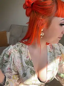 ScarletVixenLive online show from April 15, 12:21 pm