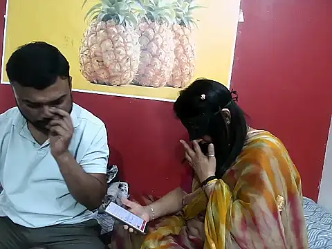 Lovelycouple25 online show from February 16, 6:45 am