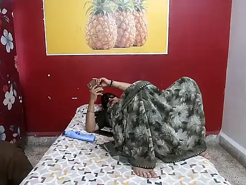 Lovelycouple25 online show from March 21, 6:36 am