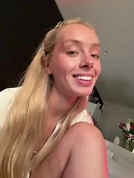 SunnyShiney online show from April 2, 3:19 pm