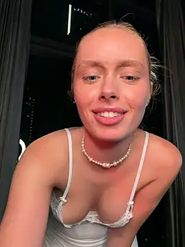 SunnyShiney online show from May 8, 2:32 pm