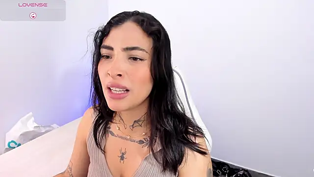 emmi 11 online show from June 25, 12:41 am