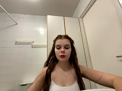 LeyaFlamy online show from December 19, 7:49 pm