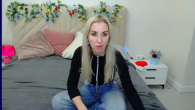 Snapshot of Hanna--Sweet chatting on January 11, 2:24 pm Hanna--Sweet online show from January 11, 2:24 pm