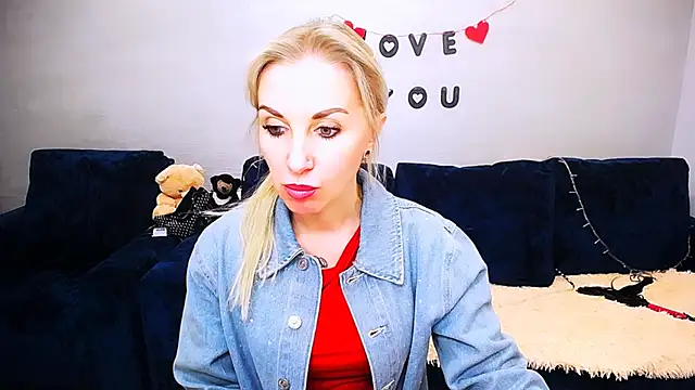 Hanna--Sweet online show from March 31, 9:44 am