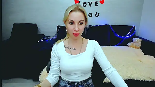 Snapshot of Hanna--Sweet chatting on February 13, 11:54 am Hanna--Sweet online show from February 13, 11:54 am