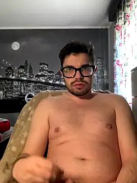 Snapshot of sognatore99 chatting on December 15, 2:12 pm sognatore99 online show from December 15, 2:12 pm