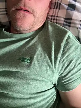 Manu1983el01 online show from April 18, 2:30 pm