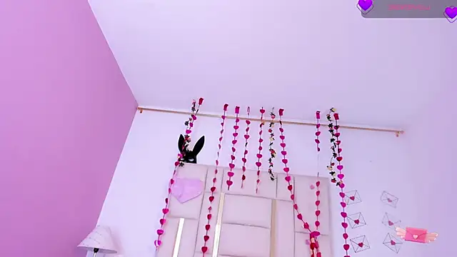 Silvanna-Casstro online show from February 13, 11:43 am