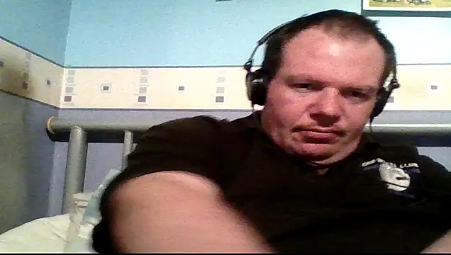 mrhardcock12 online show from February 12, 9:03 pm