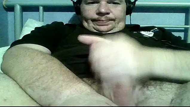 mrhardcock12 online show from February 19, 8:17 pm