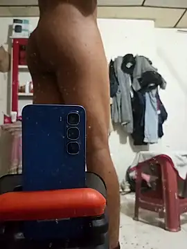 Marshallbronnxx online show from April 13, 6:23 pm