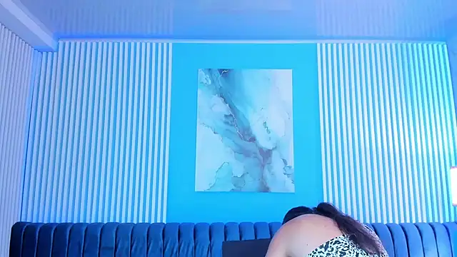 dahianeconnor online show from April 16, 11:44 am