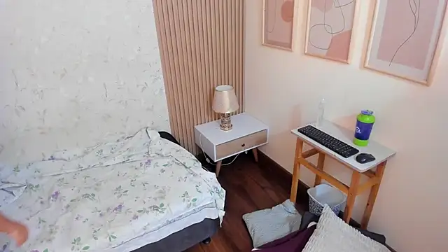 dahianeconnor online show from January 9, 11:39 am