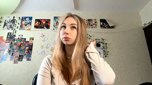 Snapshot of JanelBray chatting on January 19, 7:23 am JanelBray online show from January 19, 7:23 am