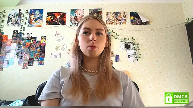 Snapshot of JanelBray chatting on March 2, 7:26 am JanelBray online show from March 2, 7:26 am