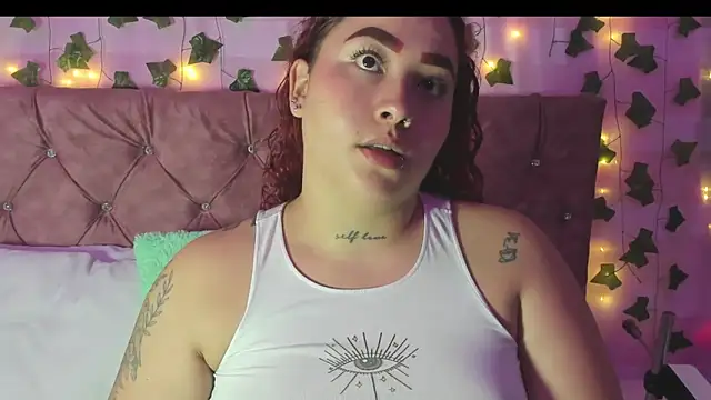 Ayla-marttinez online show from February 23, 12:45 am