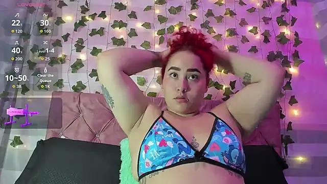 Ayla-marttinez online show from May 19, 12:37 am