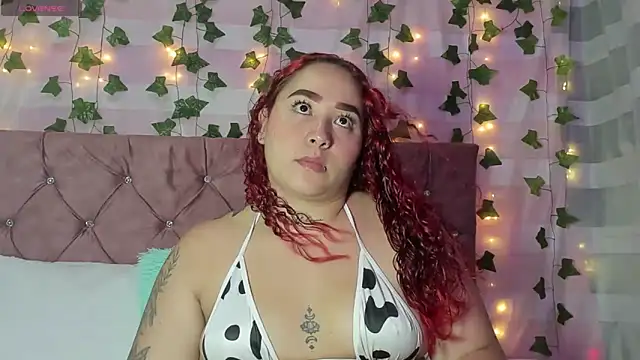 Ayla-marttinez online show from April 10, 11:01 pm