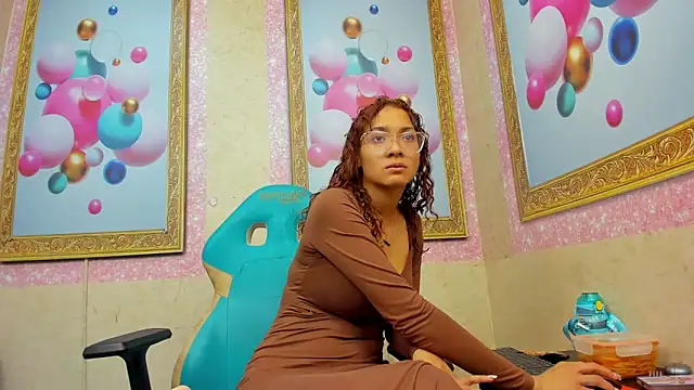 Jadde Greyy  online show from February 24, 2:34 am