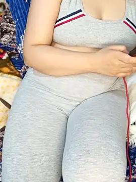 sisilk897 online show from February 26, 1:38 am