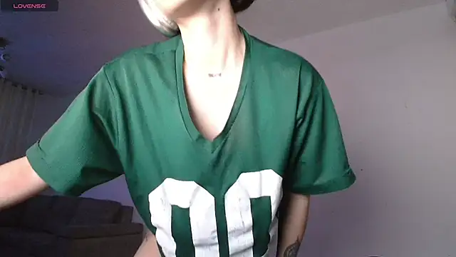 alina lee online show from April 13, 1:53 am