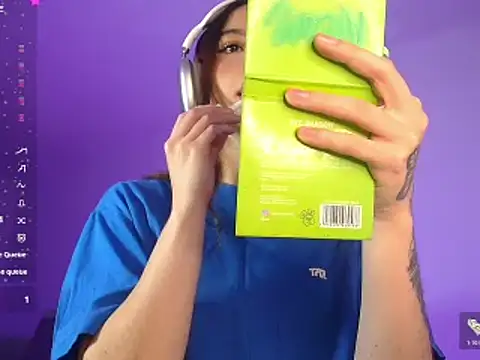 alina lee online show from January 14, 1:42 am