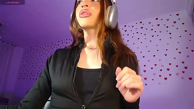 alina lee online show from February 3, 3:15 am