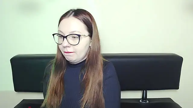 LiliaErmi online show from February 13, 7:30 am