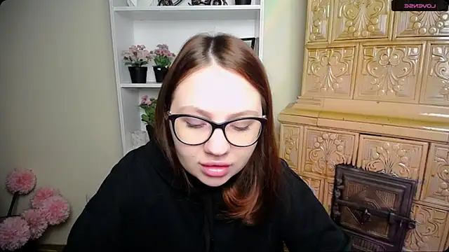 LiliaErmi online show from February 6, 7:04 am